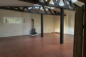Große, helle Wohnung - Kombination aus Altbau und Loft
