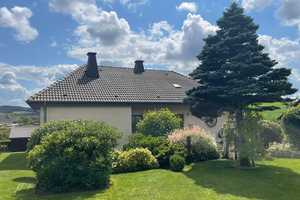 Freistehendes Einfamilienhaus mit Wintergarten in schöner Lage! – Bitburg-Prüm (Kreis) – Vorschaubild 2