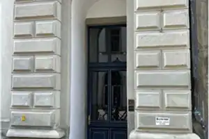 Geschmackvolle, modernisierte 4-Raum-Wohnung mit gehobener Innenausstattung in Konstanz – Konstanz (Kreis) – Vorschaubild 1