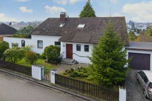 „Wohnen mit Stil und Raum – in einer der begehrtesten Lagen“ – Die vollständige Adresse der Immobilie erhältst du vom Anbieter., 86316 Friedberg – Vorschaubild 2