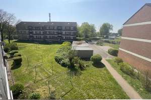 In ruhiger grüner Lage: 4-Zimmer-Wohnung im 1. OG  zu vermieten! – Wartsberg 4, 47906 Kempen – Vorschaubild 2
