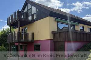 Vielseitiges Wohnhaus in Toplage - rechtlich bereits aufgeteilt – Die vollständige Adresse der Immobilie erhältst du vom Anbieter., 72160 Horb am Neckar – Vorschaubild 1