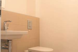 Exklusive, Lichtdurchflutete 3-Zimmer-Wohnung mit Balkon und EBK in  Berlin Mitte  – Die vollständige Adresse der Immobilie erhältst du vom Anbieter., 10179 Mitte (Ortsteil), Berlin – Vorschaubild 10