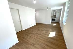 Attraktive 3-Zimmer-Wohnung mit Einbauküche und Loggia in Nürnberg Gleißhammer – Zerzabelshofstraße 15, 90478 Ludwigsfeld, Nürnberg – Vorschaubild 3