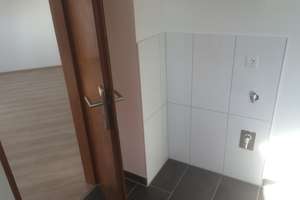 Schöne, sanierte, möblierte 1 ZKD mit neuer EBK, Balkon in Mannheim/Rheinau, 40qm , € 595,- + NK/HZ – Die vollständige Adresse der Immobilie erhältst du vom Anbieter., 68219 Rheinau, Mannheim – Vorschaubild 12