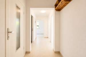 🅝🅔🅤 Ein Zuhause für Generationen: Großzügiges Familienhaus in begehrter Lage von München-Allach – Naßlstraße 8, 80999 Untermenzing, München – Vorschaubild 4
