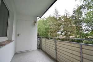 Ruhige Lage! Renovierte 3-Zi-Whg mit Balkon in DU-Röttgersbach – Obere Holtener Straße 46, 47169 Duisburg – Vorschaubild 14