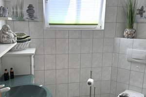 Attraktives Ein-/ Zweifamilienhaus mit PV- Anlage, Doppelgarage und Bauplatz in bester Ortslage  – Die vollständige Adresse der Immobilie erhältst du vom Anbieter., 21481 Lauenburg/Elbe – Vorschaubild 3