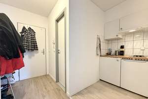 Investition in Bestlage: Helles 1-Zimmerappartement mit Balkon zu verkaufen! – Die vollständige Adresse der Immobilie erhältst du vom Anbieter., 50674 Neustadt/Süd, Köln – Vorschaubild 2