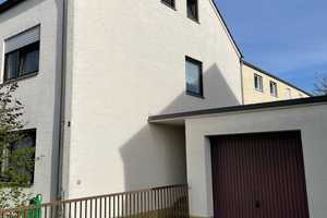 ***3 Familienhaus*als Kapitalanlage oder Mehrgenerationenhaus – Neptunstraße 3, 86179 Augsburg – Vorschaubild 2