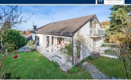 Familienleben im lichtdurchfluteten Einfamilienhaus mit Gartenidylle  auf dem Geigersberg