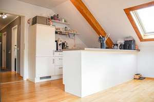 Schöne 2,5-Zimmer-Dachgeschosswohnung im Herzen Augsburgs – Die vollständige Adresse der Immobilie erhältst du vom Anbieter., 86152 Jakobervorstadt-Nord, Augsburg – Vorschaubild 6