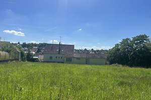Massives Zweifamilienhaus in Hanglage mit großem Werkstattanbau und Ausblick – Staffelstraße 8, 74078 Biberach, Heilbronn – Vorschaubild 3