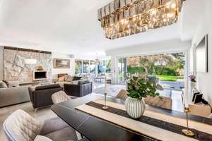 Einzigartige Luxusvilla mit Außenpool – Die vollständige Adresse der Immobilie erhältst du vom Anbieter., 28355 Oberneuland, Bremen – Vorschaubild 2