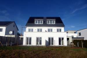 Neubau-Passivhaus-Doppelhaushälfte mit Terrasse und Balkon in Ulm/Lehr gelegen. – Bgm.-Leypoldt-Weg 16, 89081 Lehr, Ulm – Vorschaubild 2