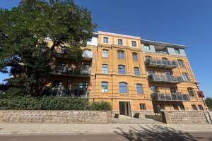 Altersgerechte 2-Raum-Erdgeschosswohnung 49m² in Buckau - erstklassig ausgestattet