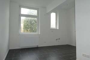 +++ sanierte Erdgeschosswohnung +++ perfekt als 4er-WG geeignet +++ ruhige Seitenstraße +++ – Cäcilienstraße 25, 58452 Innenstadt, Witten – Vorschaubild 3