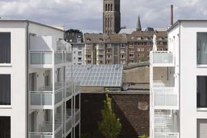 mio Compact Apartment: Vollmöbliertes 1-Zimmer-Apartment mit Designerküche, WLAN – Himmelgeister Straße 66a, 40225 Bilk, Düsseldorf – Vorschaubild 11