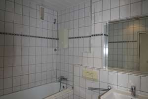 SONNENDURCHFLUTETE 2-Zi.-Whg, KDB, Balkon, Hasten – Königstraße 114-116, 42853 Hölterfeld, Remscheid – Vorschaubild 7