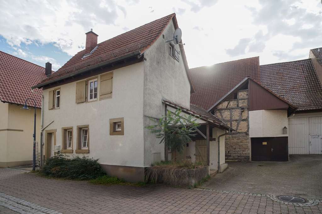 Immobilie in Eppingen - Charmantes denkmalgeschütztes Fachwerkhaus - Bild 0