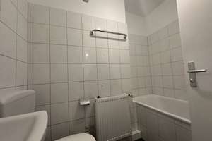 Charmante 2-Zimmer-Wohnung in Wuppertal – frisch renoviert & bezugsfertig! – Die vollständige Adresse der Immobilie erhältst du vom Anbieter., 42289 Heckinghausen, Wuppertal – Vorschaubild 5