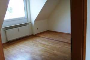 Traumhafte Maisonette-Wohnung mit Panoramablick, 3 Zimmer, Einbauküche in Köln-Marienburg – Die vollständige Adresse der Immobilie erhältst du vom Anbieter., 50968 Marienburg, Köln – Vorschaubild 8