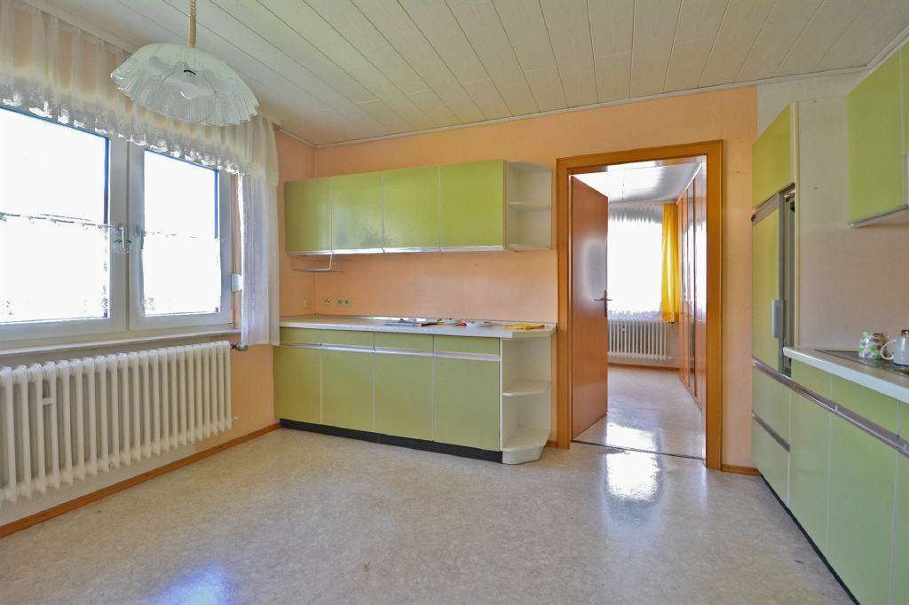 Immobilie in Wolfhagen - Einfamilienhaus mit herrlichem Garten, gute Lage Wolfhagen - Bild 18