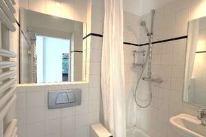 Im Herzen von Blankenese: Helles 3-Zi.-Penthouse mit großer Dachterrasse, 2 Bädern + TG-St.pl. – Die vollständige Adresse der Immobilie erhältst du vom Anbieter., 22587 Blankenese, Hamburg – Vorschaubild 12