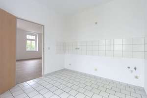 Gemütliche 2-Raum Wohnung mit Balkon *Erstbezug nach Renovierung*