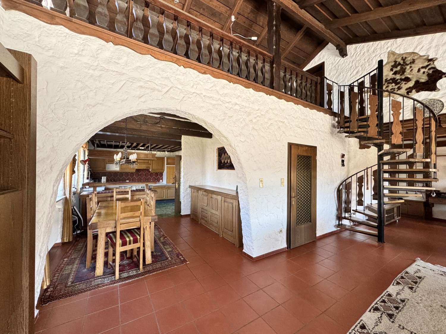 Immobilie in Mettenheim - Raum & Lebensgefühl – Großzügiges Haus auf sonnigem Eckgrundstück - nur 40 Min. von München entfernt - Bild 12