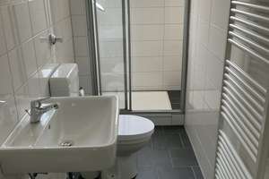 Zentrale 2-Zimmer-Wohnung mit Balkon zur Hofseite! – Steeler Str. 394, 45138 Huttrop, Essen – Vorschaubild 6