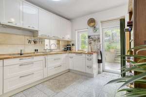 Einfamilienhaus mit Einliegerwohnung und Garten – Die vollständige Adresse der Immobilie erhältst du vom Anbieter., 42289 Heckinghausen, Wuppertal – Vorschaubild 3