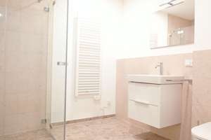 Komfortable Wohnung mit Terrasse und Einbauküche am Pfanzeltplatz 15a – Pfanzeltplatz 15a, 81737 Altperlach, München – Vorschaubild 7