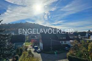 Familienidylle in Oberndorf: Haus mit 2 Wohneinheiten • Garten + Doppelgarage – Die vollständige Adresse der Immobilie erhältst du vom Anbieter., 72108 Rottenburg am Neckar – Vorschaubild 4