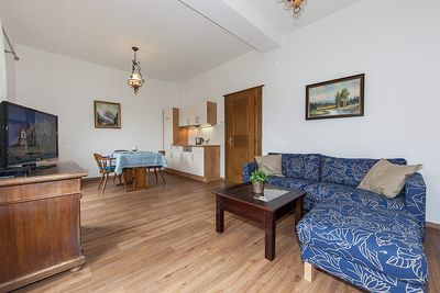 Sonnige 2-Zimmer-Wohnung mit großem Südbalkon und EBK