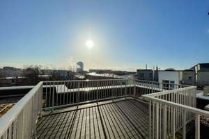Zwischen Grunewald und Ku'damm: Penthouse mit perfekter Ausstattung – Caspar-Theyß-Straße 24A, 14193 Schmargendorf, Berlin – Vorschaubild 2