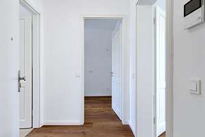 Helle 2-Zimmer-Wohnung in Steglitz - **Besichtigung am 14.06. um 09:30 Uhr!** – Die vollständige Adresse der Immobilie erhältst du vom Anbieter., 12163 Steglitz, Berlin – Vorschaubild 2