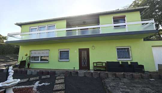 Bild von Münster-Sarmsheim - Großzügiges Einfamilienhaus mit ELW in ruhiger Top-Lage mit zwei Garagen