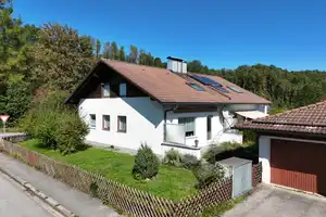 Bezugsfreie DHH mit Südausrichtung–Ideal für die kleine Familie in zentrumsnaher Lage von Penzberg! – Weilheim-Schongau (Kreis) – Vorschaubild 1