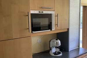 Gut aufgeteilte 4-Zi-Wohnung mit großem Balkon im grünen Ramersdorf-Perlach. Bad und WC neu. Frei ! – Die vollständige Adresse der Immobilie erhältst du vom Anbieter., 81735 Ramersdorf, München – Vorschaubild 5