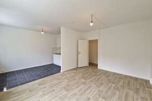 1-Zimmer-Wohnung im 2. Obergeschoss zu vermieten – Ringstraße 109, 4209 Grünau-Mitte, Leipzig – Vorschaubild 3