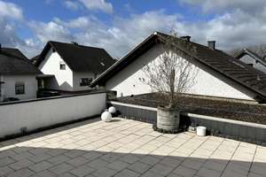 Großzügiges Zweifamilienhaus in Heinzenbach  – Die vollständige Adresse der Immobilie erhältst du vom Anbieter., 55483 Heinzenbach – Vorschaubild 10