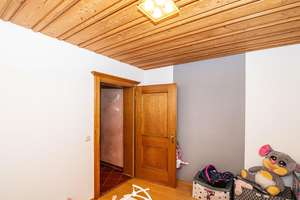 Weitläufiges Grundstück, Wohnhaus mit vielseitigen Hallen, Scheunen und PV-Power – Die vollständige Adresse der Immobilie erhältst du vom Anbieter., 93473 Arnschwang – Vorschaubild 37