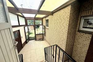 Solide Doppelhaushälfte mit 2 Wohneinheiten, Garage & Garten, Wintergarten sowie neue Heizung – Hohestrasse 61, 41179 Rheindahlen-Mitte, Mönchengladbach – Vorschaubild 4
