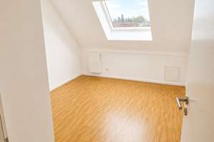 Lichtdurchflutete 3-Zimmer-Wohnung mit Balkon und Fußbodenheizung – Wachtelweg 29, 81925 Waldtrudering, München – Vorschaubild 12