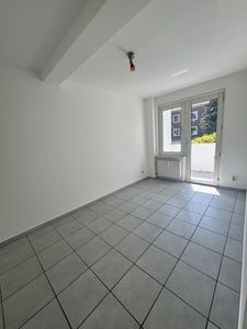Frisch renovierte 3-Zimmer-Wohnung mit Balkon