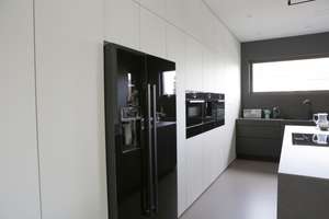 Luxus Pur! Neubau Villa in Bad Vilbel mit Pool | Taunusblick | Heimkino | KNX Smart Home | PV Anlage – Die vollständige Adresse der Immobilie erhältst du vom Anbieter., 61118 Bad Vilbel – Vorschaubild 12