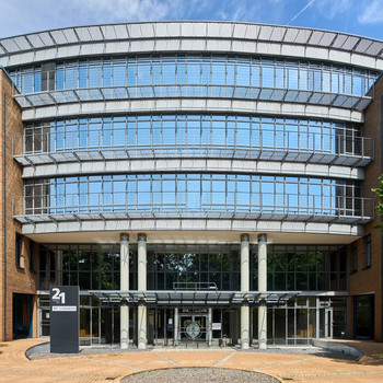 Düsseldorf Airport | Moderner Ausbau nach Mieterwunsch