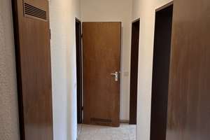 Großzügige 4,5-Zimmer-Wohnung in zentraler Lage von Bottrop – provisionsfrei von privat – Paßstraße 4, 46236 Stadtmitte, Bottrop – Vorschaubild 8
