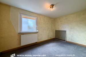 Doppelhaushälfte mit mit drei Einheiten und zwei Garagen und Stellplätzen – Die vollständige Adresse der Immobilie erhältst du vom Anbieter., 97424 Bergl, Schweinfurt – Vorschaubild 6